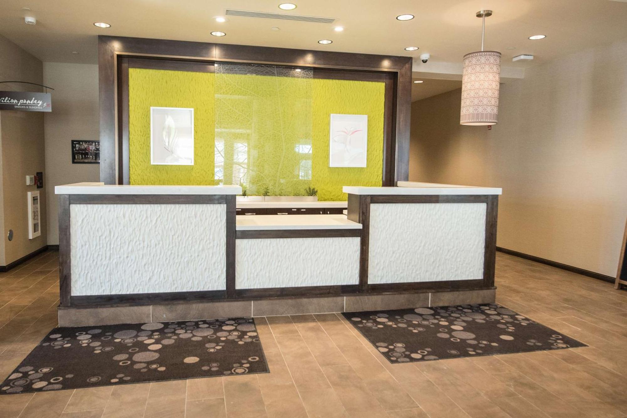 Hilton Garden Inn Indiana At Iup Exterior photo